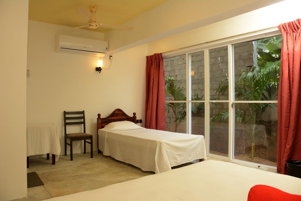 Hotel Tobiko Trincomalee Dış mekan fotoğraf