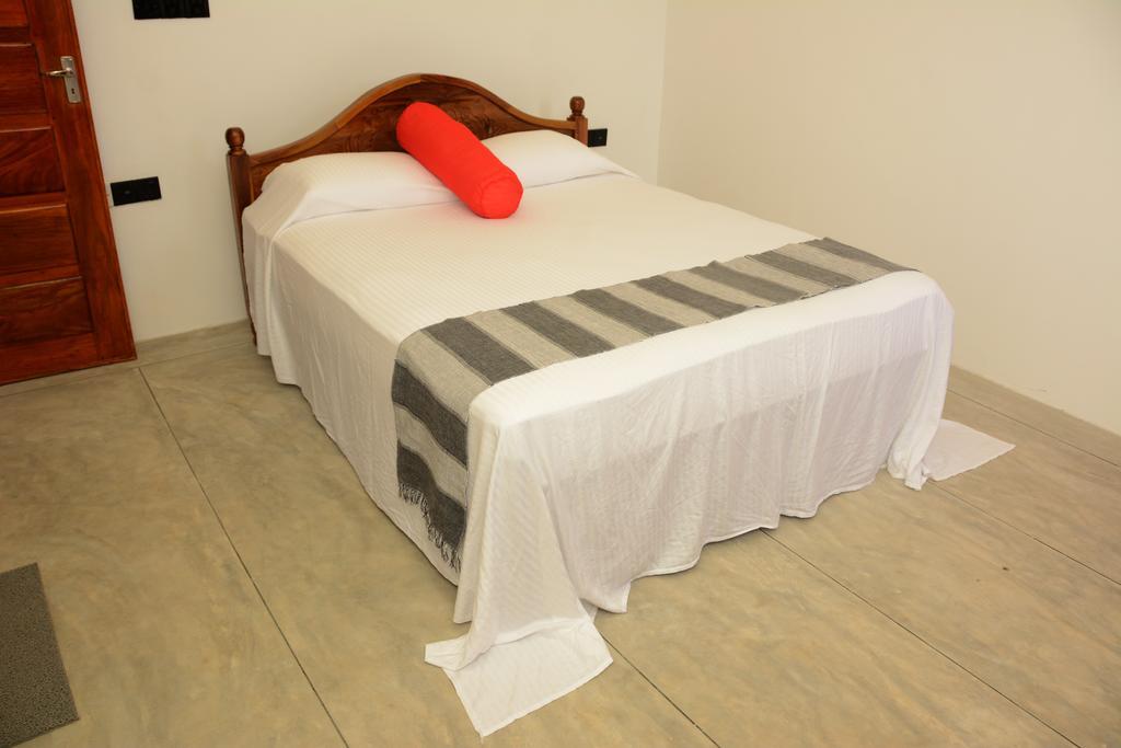 Hotel Tobiko Trincomalee Dış mekan fotoğraf