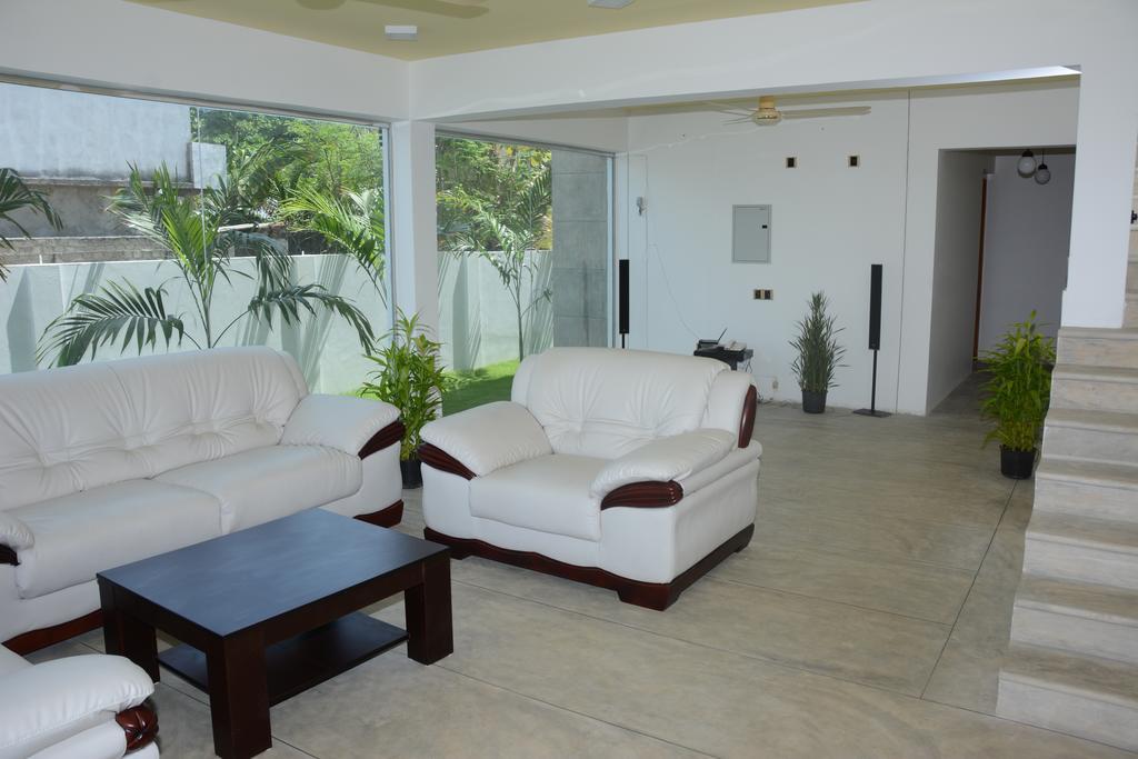 Hotel Tobiko Trincomalee Dış mekan fotoğraf