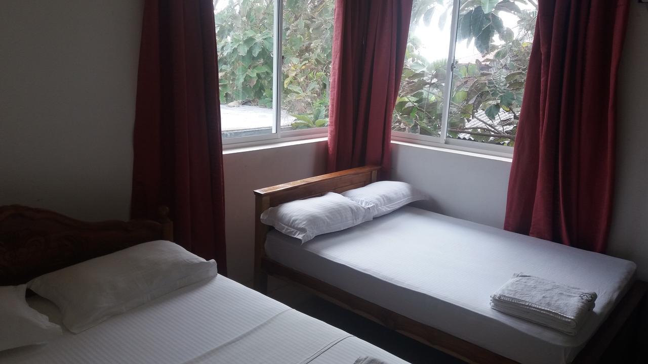 Hotel Tobiko Trincomalee Dış mekan fotoğraf